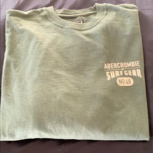 Abercrombie and Fitch green Men’s long sleeve tee